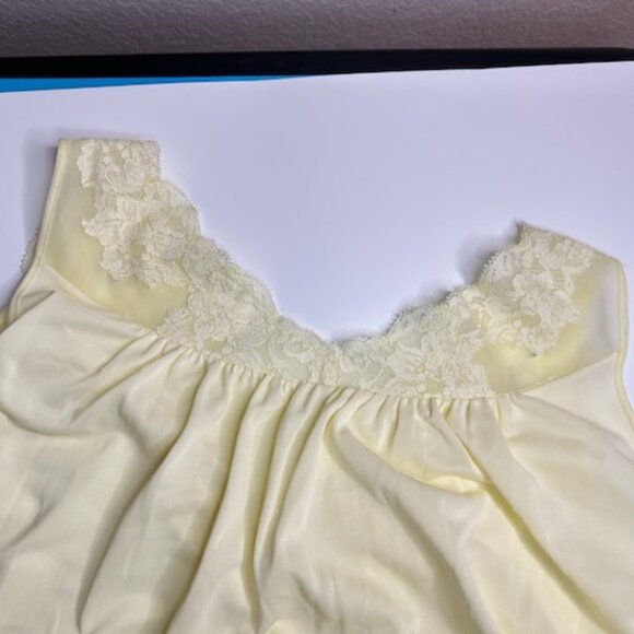 Vintage Lace Night Gown - Picture 1 of 2
